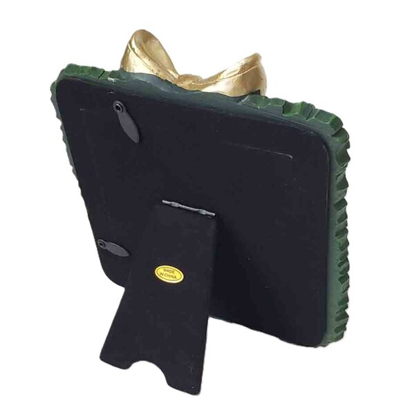 Maison Home Holly Berries Christmas Wreath Photo Frame Holds 4X4 Picture - Picture 2 of 2